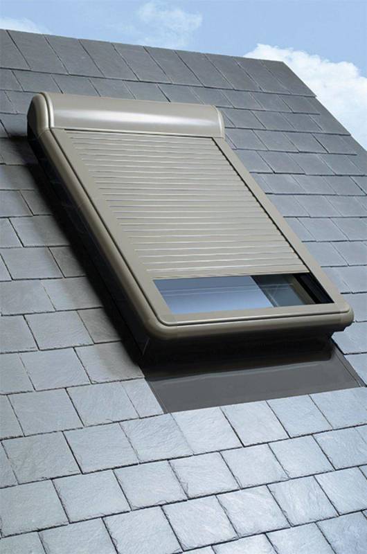 Roleta zewnętrzna do okna dachowego FAKRO ARZ EL.24/102 94x118 elektryczna